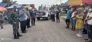 Read more about the article Upaya Menyadarkan Masyarakat, Himbauan Prokes Dilakukan Gabungan TNI-Polri Dan Satpol PP