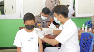 Read more about the article Polres Sorong Gelar Gerai Vaksin Merdeka di Delapan lokasi, Sebagai Upaya Percepatan Capaian Vaksinasi