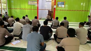 Read more about the article Polres Sorong Gelar Binrohtal Guna Tingkatkan Iman dan Taqwa