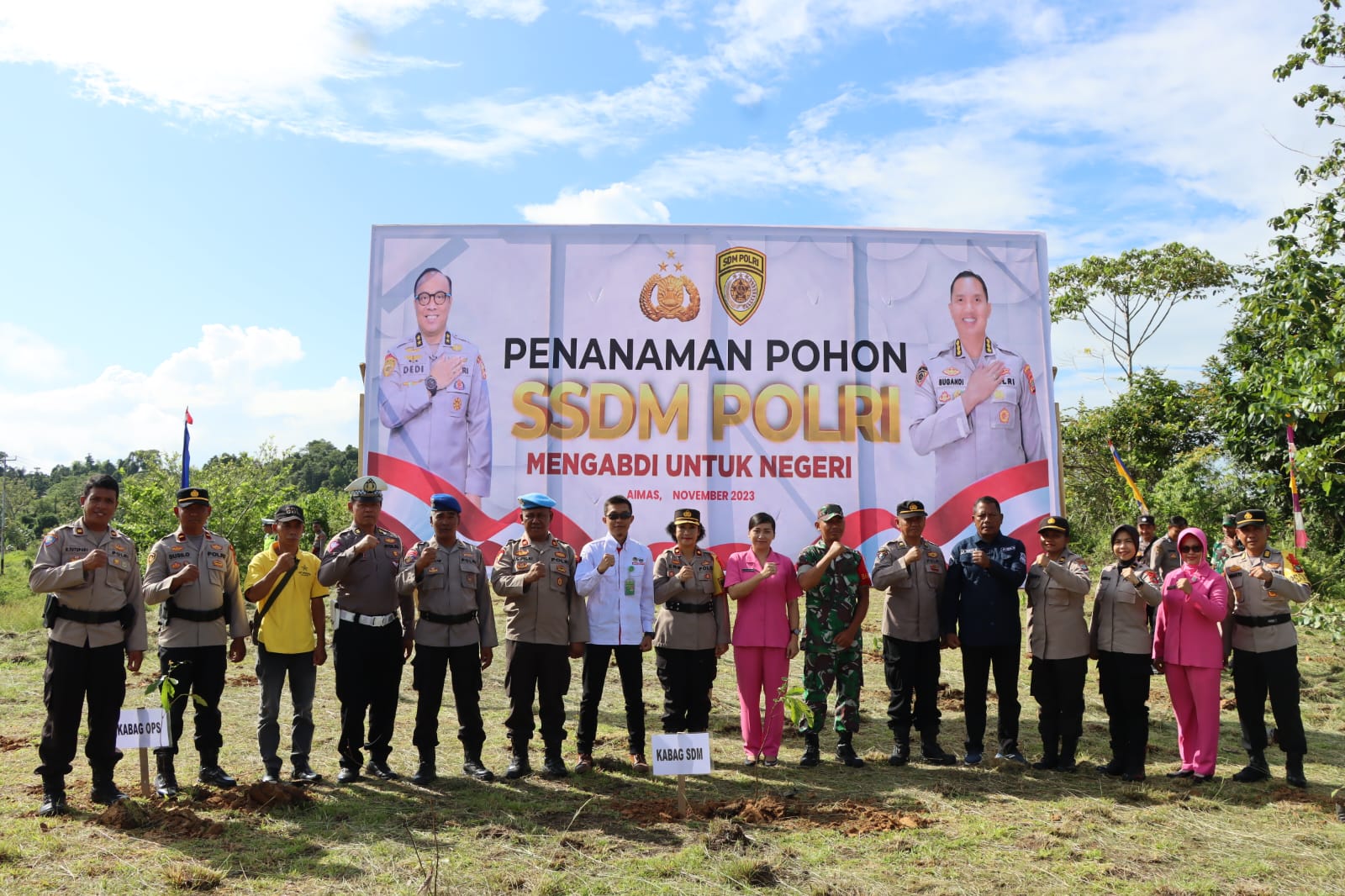 You are currently viewing Bag SDM Polres Sorong Gelar Aksi Penghijauan Dalam Rangka Rakorbin SDM