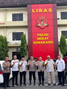 Read more about the article Kompolnas Apresiasi Berbagai Inovasi Polrestabes Semarang dan Polresta Surakarta